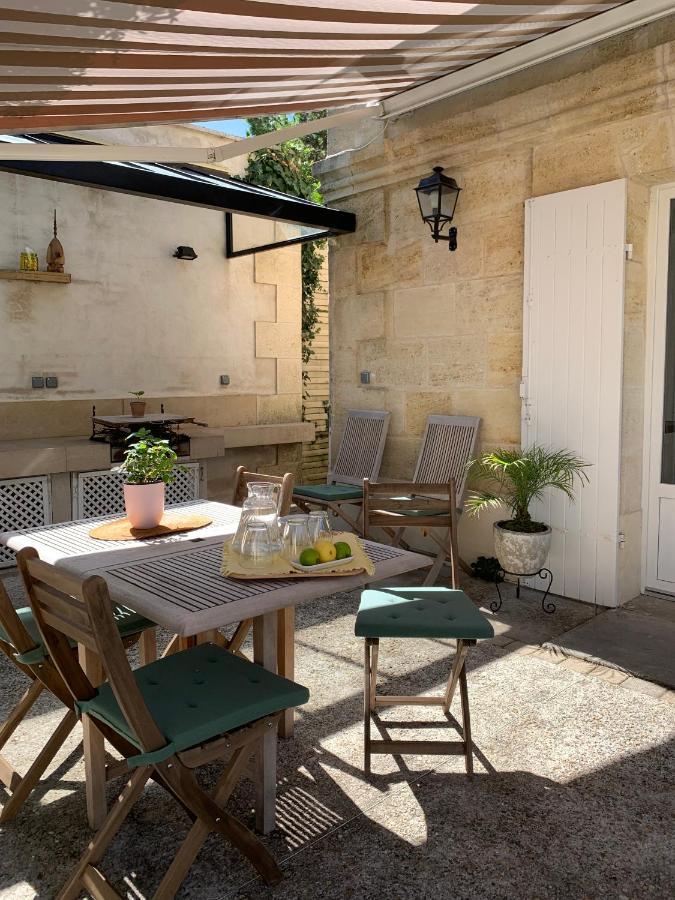 Batisse En Pierre XVII Siecle 115 M² Avec Terrasse Βίλα Ambares-et-Lagrave Εξωτερικό φωτογραφία