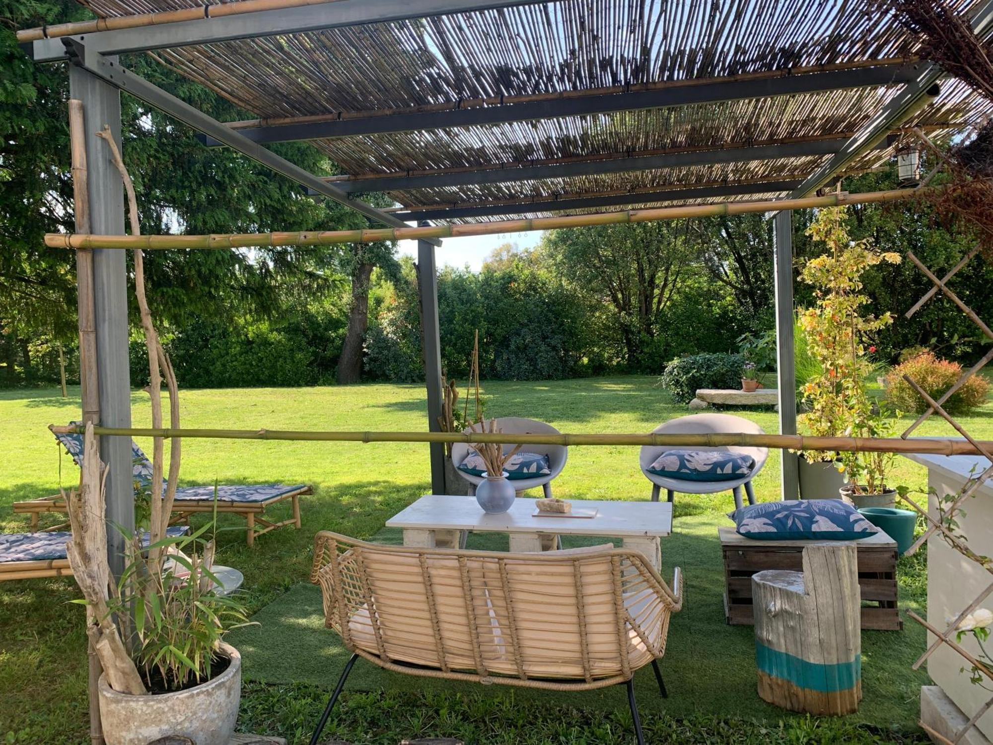 Batisse En Pierre XVII Siecle 115 M² Avec Terrasse Βίλα Ambares-et-Lagrave Εξωτερικό φωτογραφία